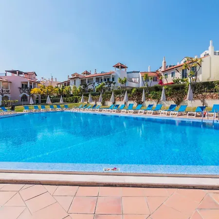 Beautiful Three Bedroom In The Old Village