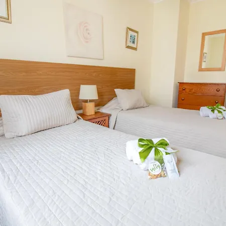 Beautiful Three Bedroom In The Old Village Apartmán